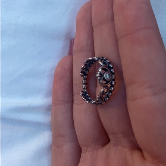 This is a pandora ring - Picture 2 of 2